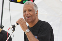 Earl Green and the Right Time